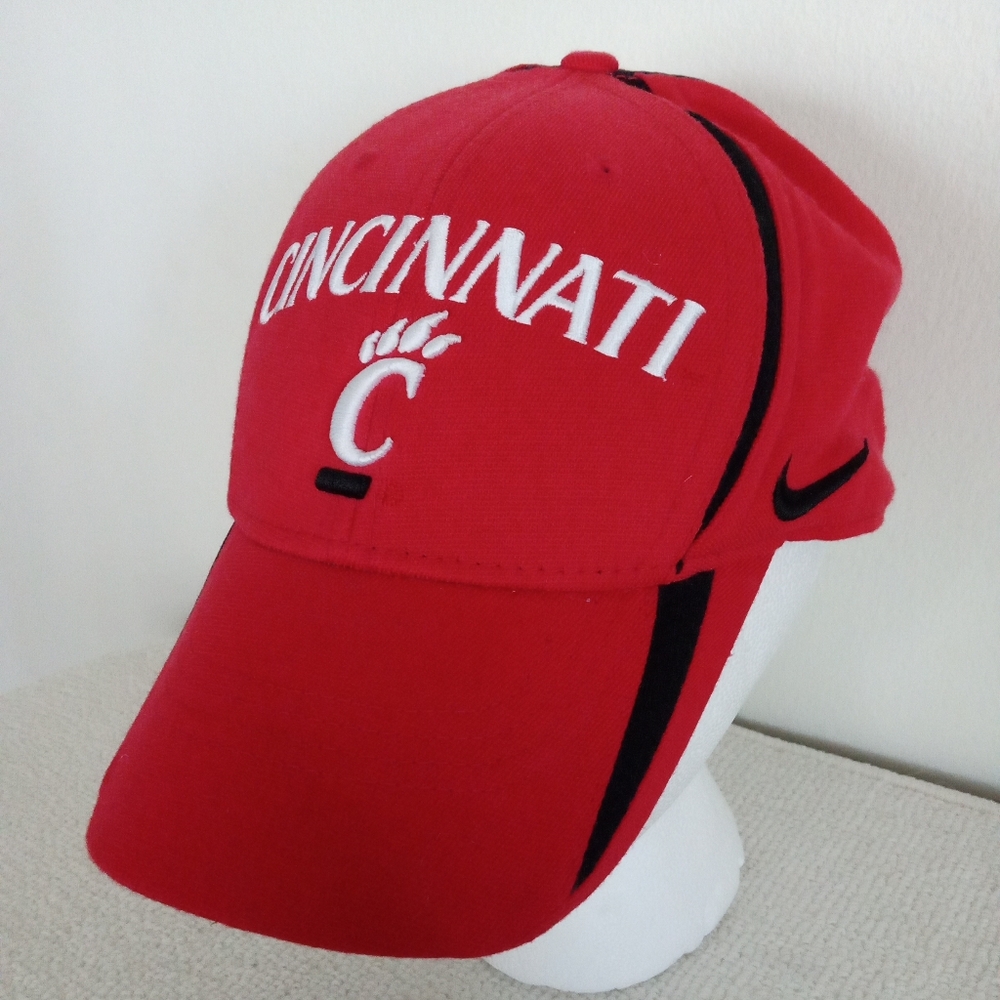 Nike‎ Cincinnati Hat Cap Authentic Team Headware Red